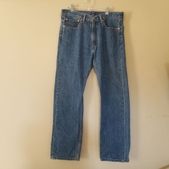 Levi's 505 Men's Medium Wash Mid-Rise 36 × 32 In great condition - Picture 10 of 13